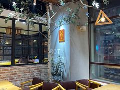 -劳顶笨咖啡(益华广场店)