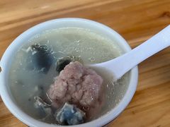 皮蛋肉饼汤-小罗子汤店(大士院总店)