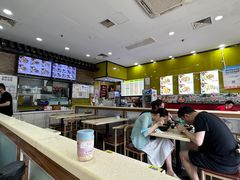 -龙记桂林米粉(财满街店)
