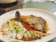 -梓檚中餐厅湖北菜小龙虾武昌鱼排骨藕汤(黄鹤楼店)