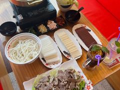 -小椒羊.羊肉粉 龙虾 羊肉串(新地旗舰店)