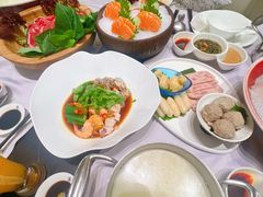 -红鼎豆捞·非遗鲍皇汤火锅(宝丰路店)