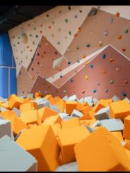 -反弹蹦床公园(南坪万达店)
