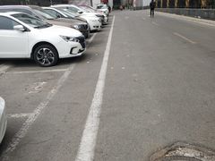 -北京科技会展中心-收费停车场