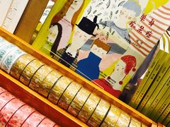 -猫的天空之城概念书店(杭州南宋御街店)