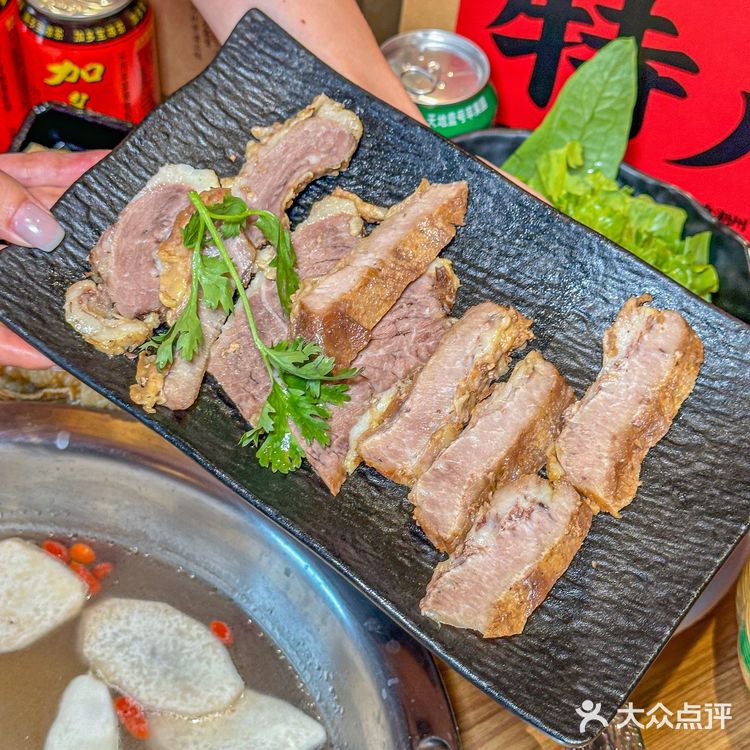 江南西新宠|牛腾腾新鲜现切牛肉火锅一次吃个够
