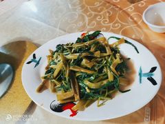 -伟记牛蹄(道滘店)