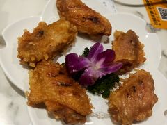 香酥鸡翅-鱼颜诱纸纸上烤鱼·蛙(龙湖天街店)