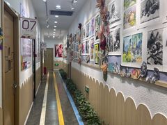 -缤纷鸟美术书法(建大校区)