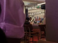 -海底捞火锅(杭州庆春路夜宵主题店)