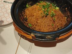 -阿瓦山寨·湘菜现炒·剁椒鱼头王(咸阳总店)