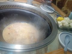 -锅老头海鲜铁锅炖