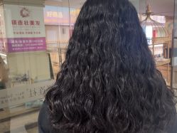 -镁连社·美联社