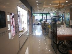 -标准眼镜·蔡司官方授权店(和平路总店)