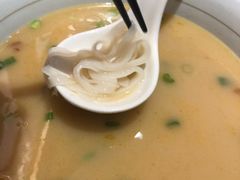 葱烤猪软骨煨面-乐牛私房面家