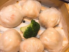 长隆招牌靓虾饺-彩蝶谷美食廊·粤式经典南番顺·铁板烧烤泰风味(广州长隆酒店)