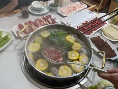 -吕记潮汕牛肉火锅(海宁海昌南路店)