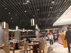 -武汉世茂希尔顿酒店·汇·全日餐厅