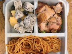 -汽车博物馆主题餐厅