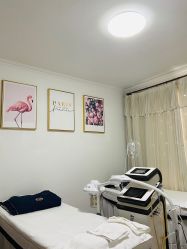 -美肤盾祛痘·问题肌头疗管理中心