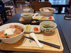 -熊吞·大碗丼烧肉饭(西市场嘉华店)
