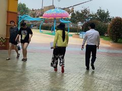 -汤山欢乐水世界