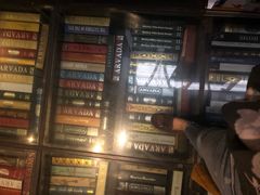 -钟书阁(松江泰晤士小镇店)