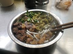 -花溪牛肉粉(八鸽岩店)
