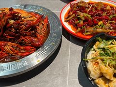 麻辣小龙虾-刘一龙虾.烧烤(理工直营店)