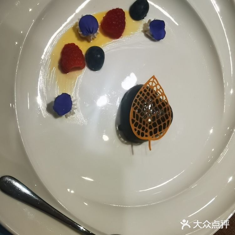 打卡梅地亚西餐厅