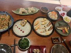 -俊屋料理·烧鸟·寿司·日泰融合菜(星际云汇店)