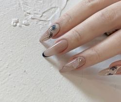 -ZX·美睫设计师汇聚店