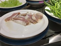 -钱小主·自助回旋烤肉火锅餐厅(东方新天地店)