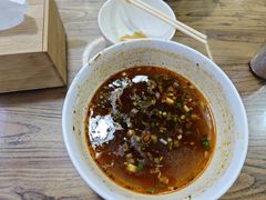 -陇上全荟兰州传统牛肉面(延吉路店)