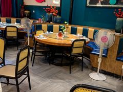 -黄泥岗·地道湖北菜(奥特莱斯店)