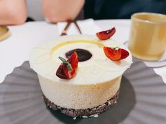 -潮一不贰·法式甜品·生日蛋糕·西式简餐(外滩店)