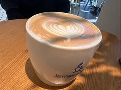 拿铁-Jamaicablue Coffeeshop(中央广场店)