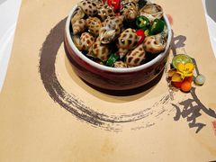 花螺-千百味红餐厅·江西菜(绿地双子塔店)