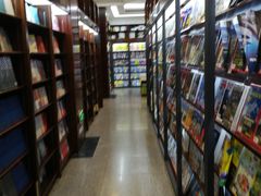 -新华书店(泉城路店)
