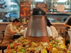 -巴四老城区炭火蛙锅(张江店)