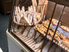 -山崎面包(静安久光店)