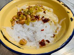 刮凉粉-东排食堂长沙小吃大排档(五一广场店)