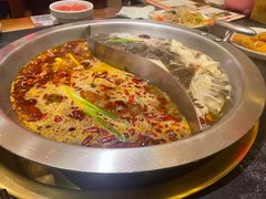 -沸炉重庆老火锅(军事博物馆店)