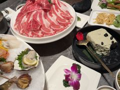 -德天肥牛海鲜火锅(城西银泰店)