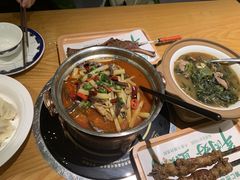 -娜仁图雅蒙古美食村(33小镇店)
