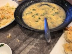 -今鲜源酒店·海鲜锅贴青岛菜(新湛路店)