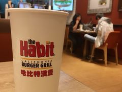 -The Habit Burger Grill 哈比特汉堡(爱琴海店)