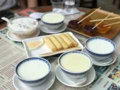 双皮奶-周大娘牛乳(旧寨古村总店)