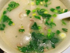 招牌羊肉汤-丁里羊肉小镇(天鹅湖总店)