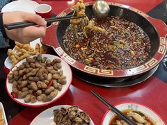 -烧哥美蛙肥肠鱼火锅·十五年社区店